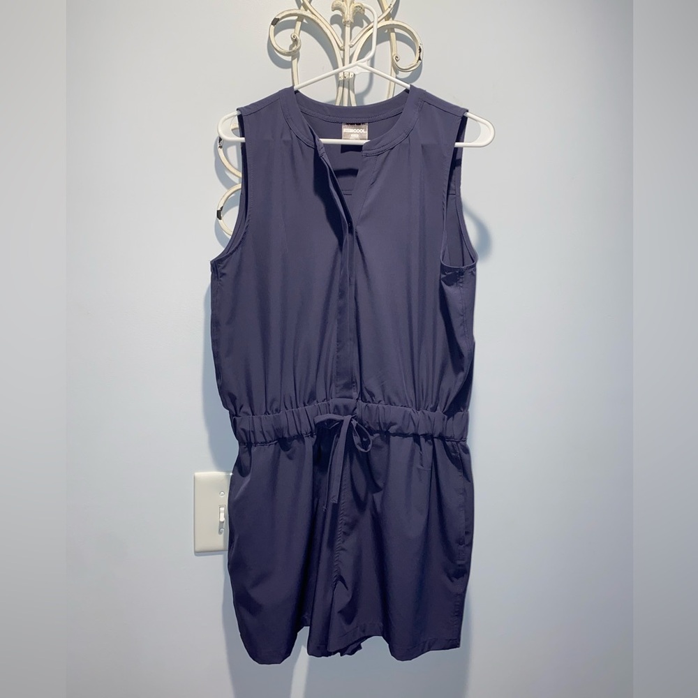 NEW 32 Degrees Navy Sleeveless Romper - Medium
